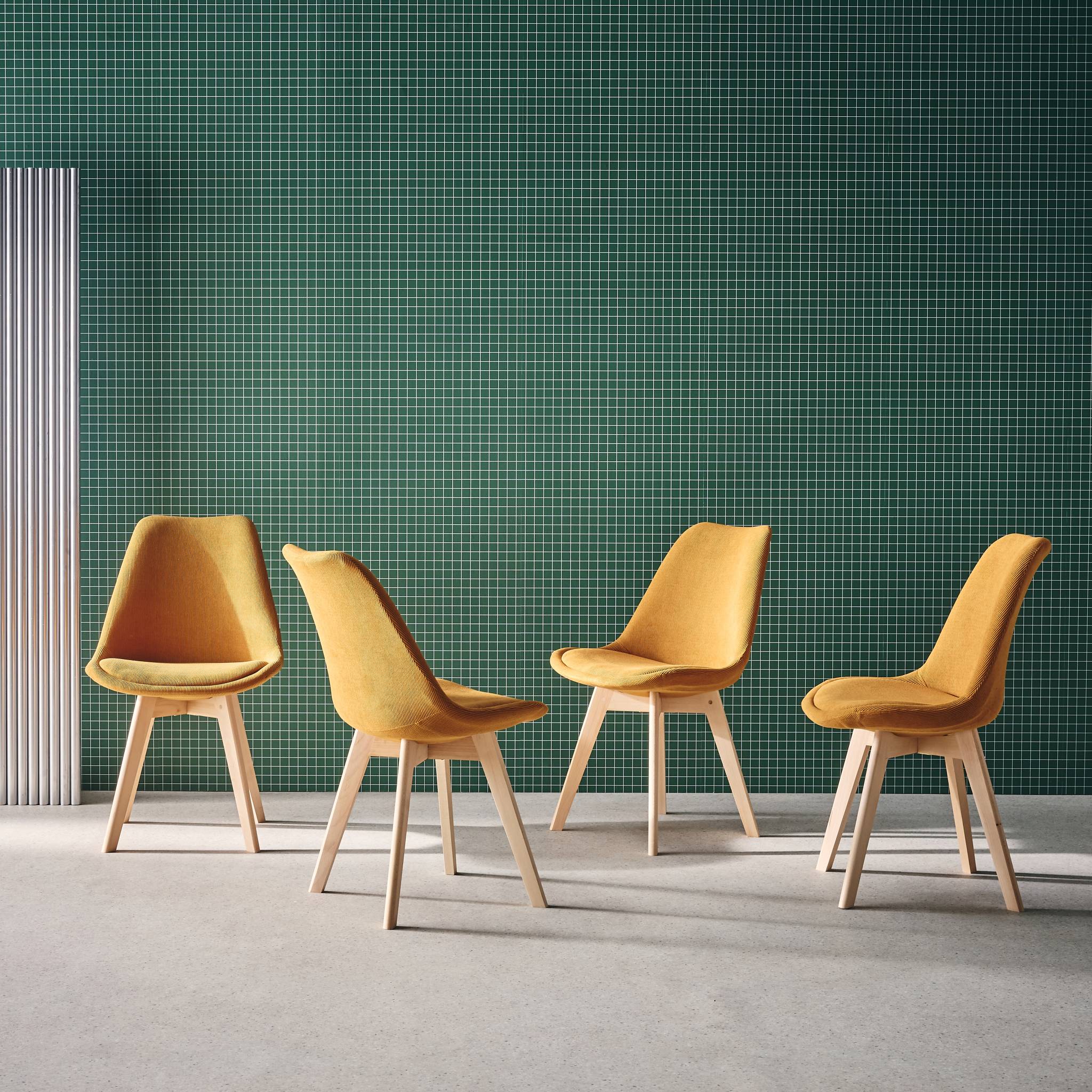 Set di 4 sedie scandinave in legno di faggio e velluto a coste , ocra