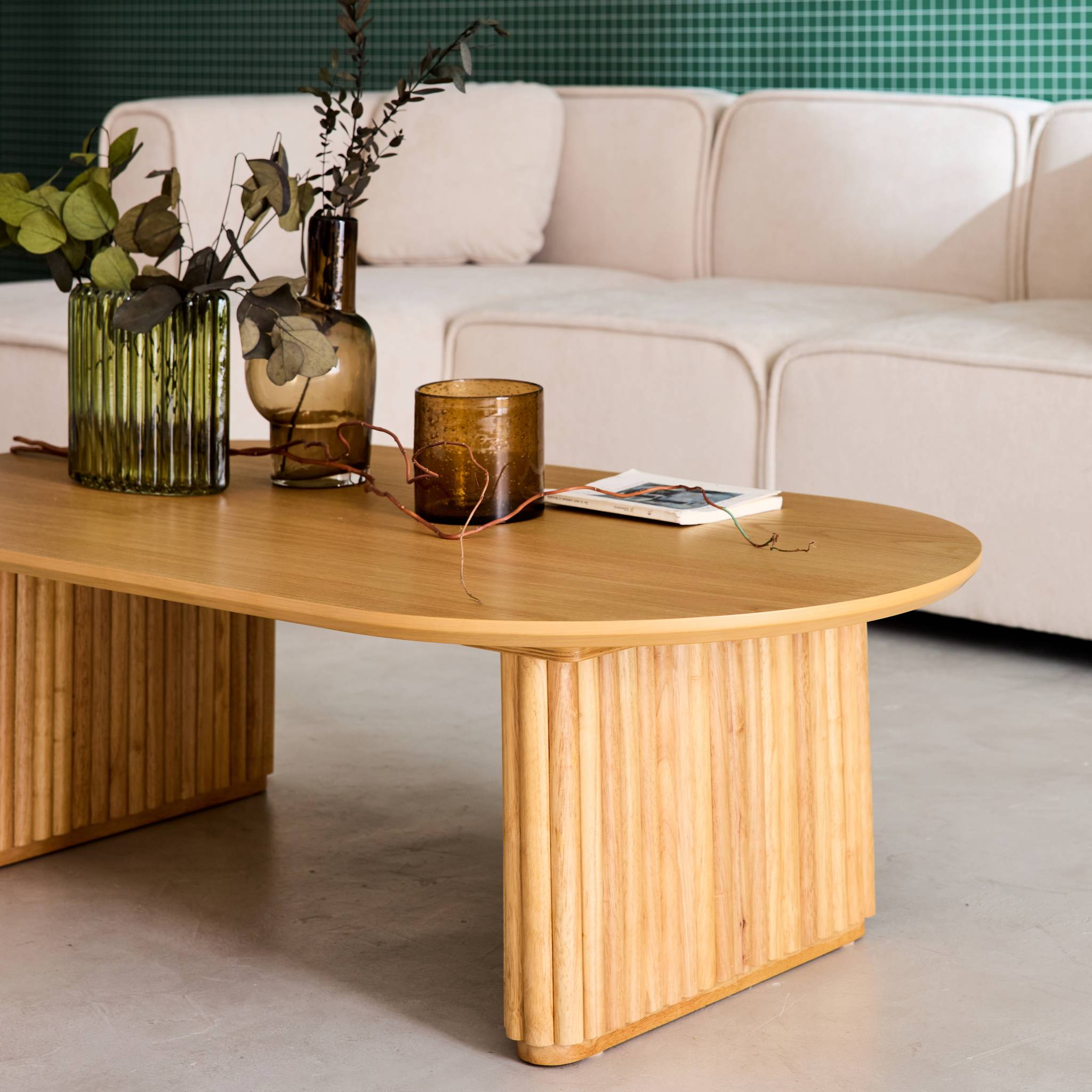 Tavolino ovale in legno di hevea placcato rovere, quercia