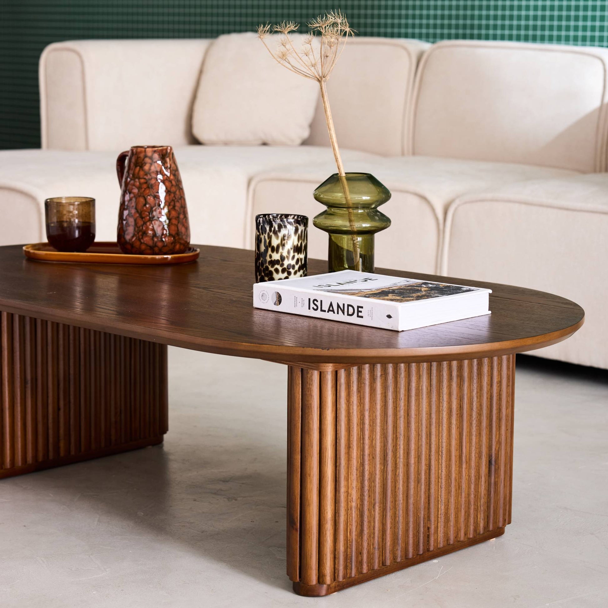 Tavolino ovale in legno di hevea placcato rovere, noce