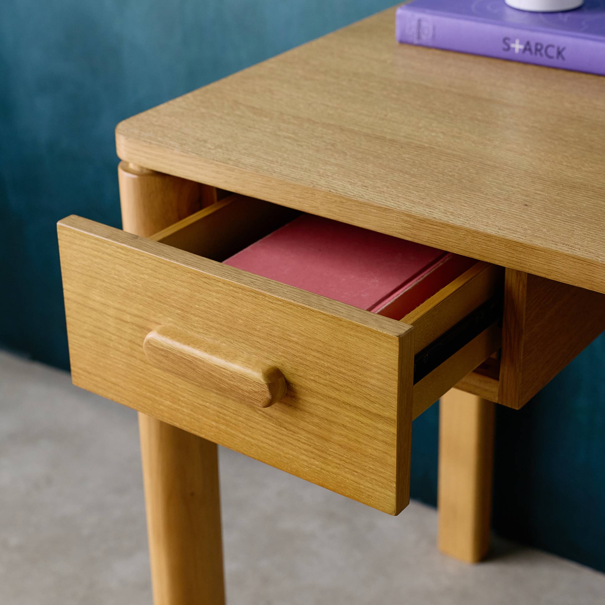 Scrivania in legno di caucciù impiallacciatura di quercia, 1 cassetto,