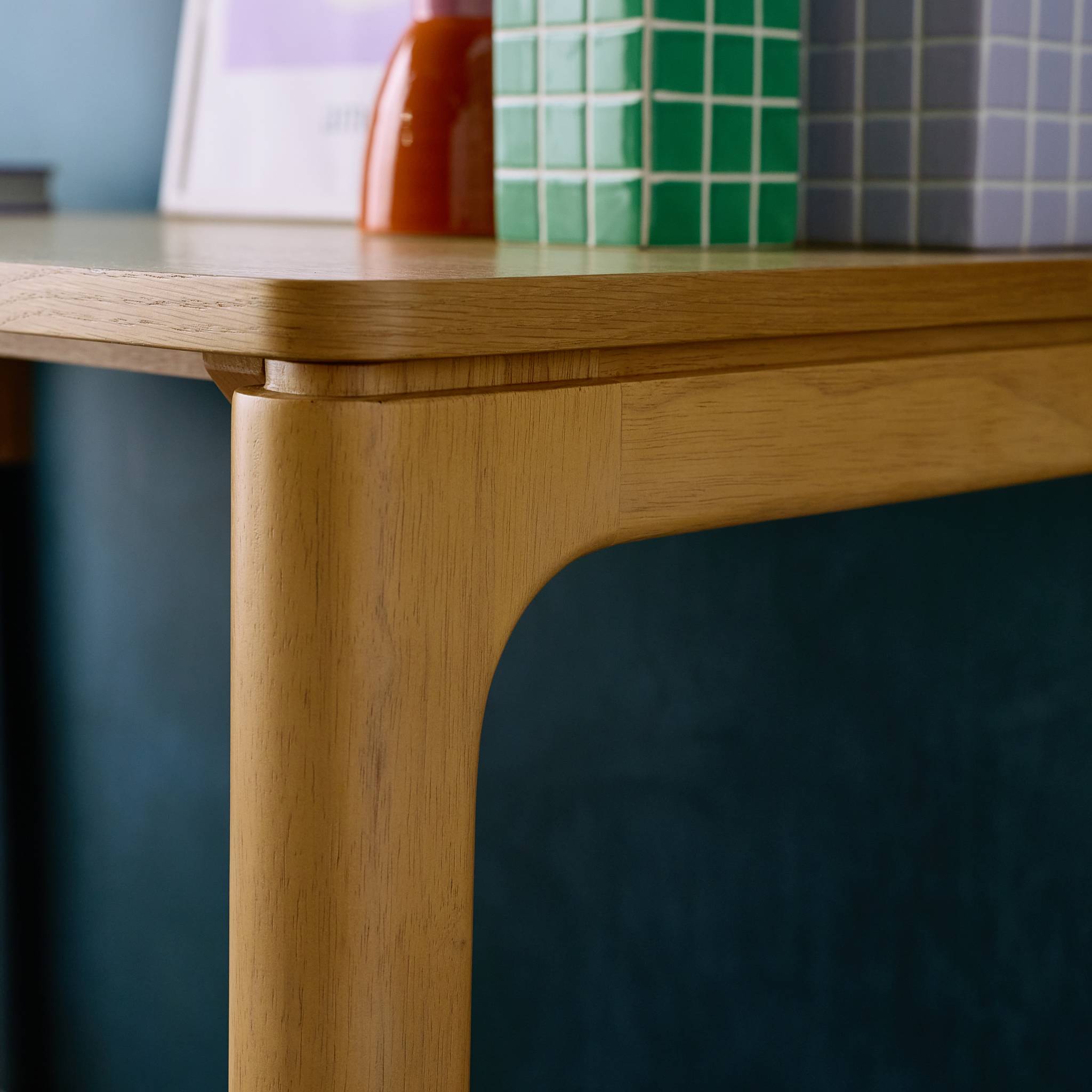 Scrivania in legno di caucciù impiallacciatura di quercia, 1 cassetto,