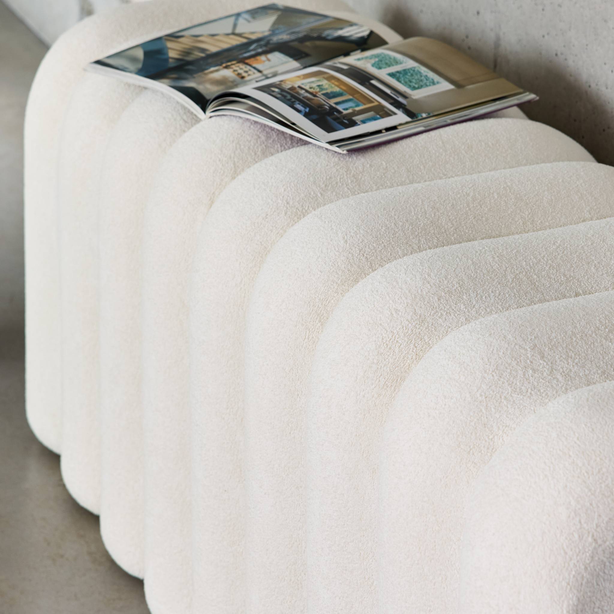 Panca, fine letto contemporaneo tessuto, bianco