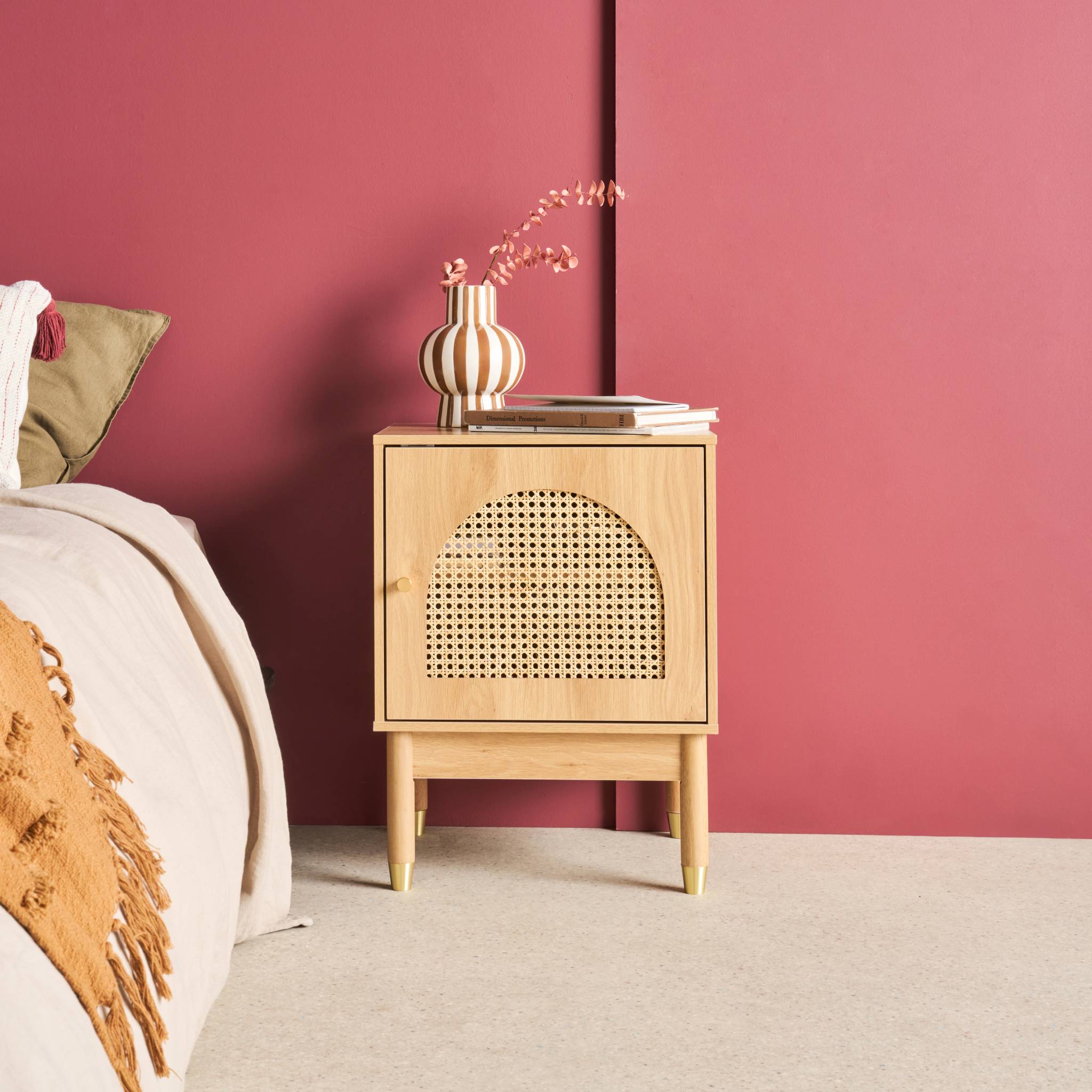 Tavolino di legno e canna, 1 cassetto, marrone naturale