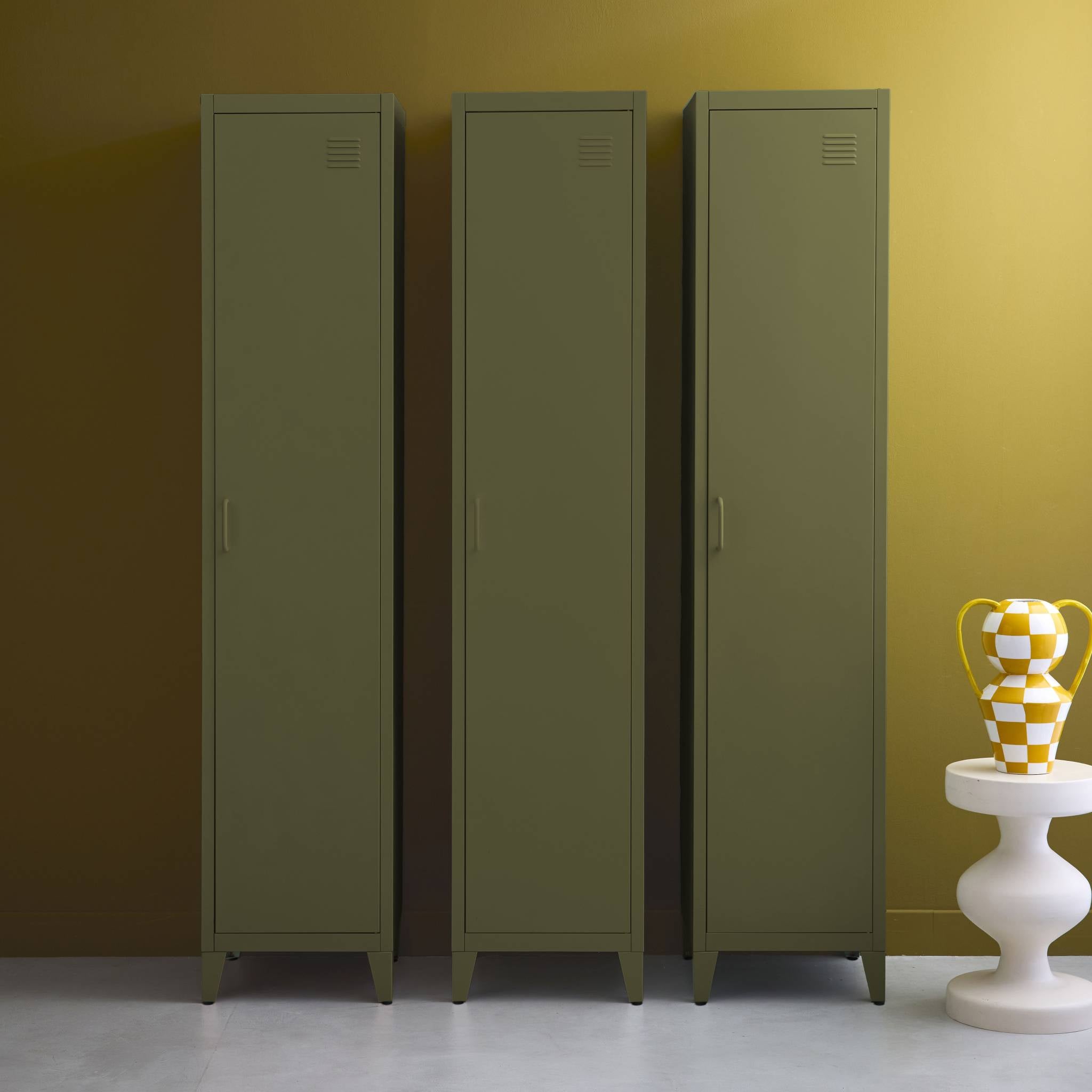 Set di 3 armadi camera industriale, 4 vani, verde kaki