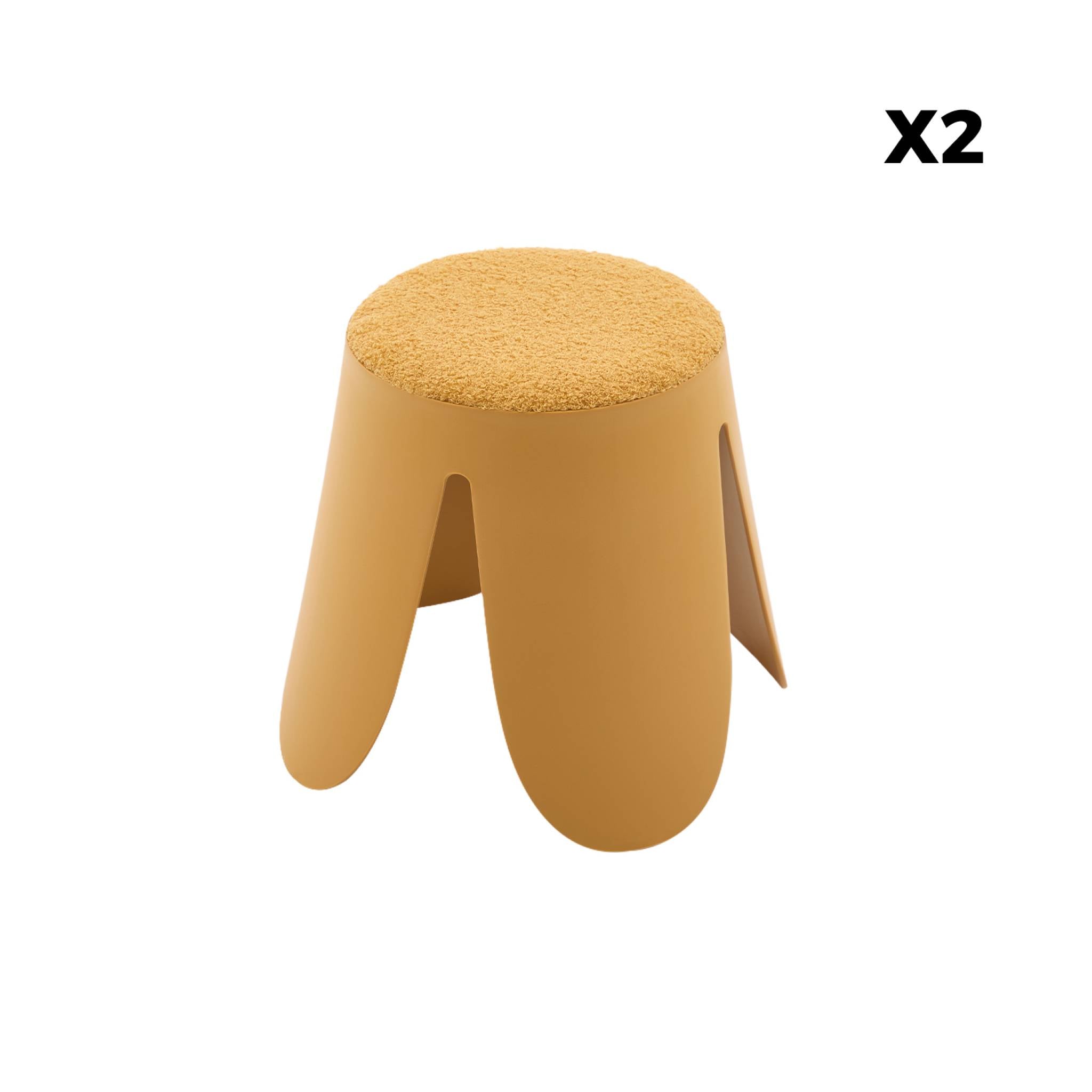 Sgabello impilabile per bambini in bouclé testurizzato, set di 2,