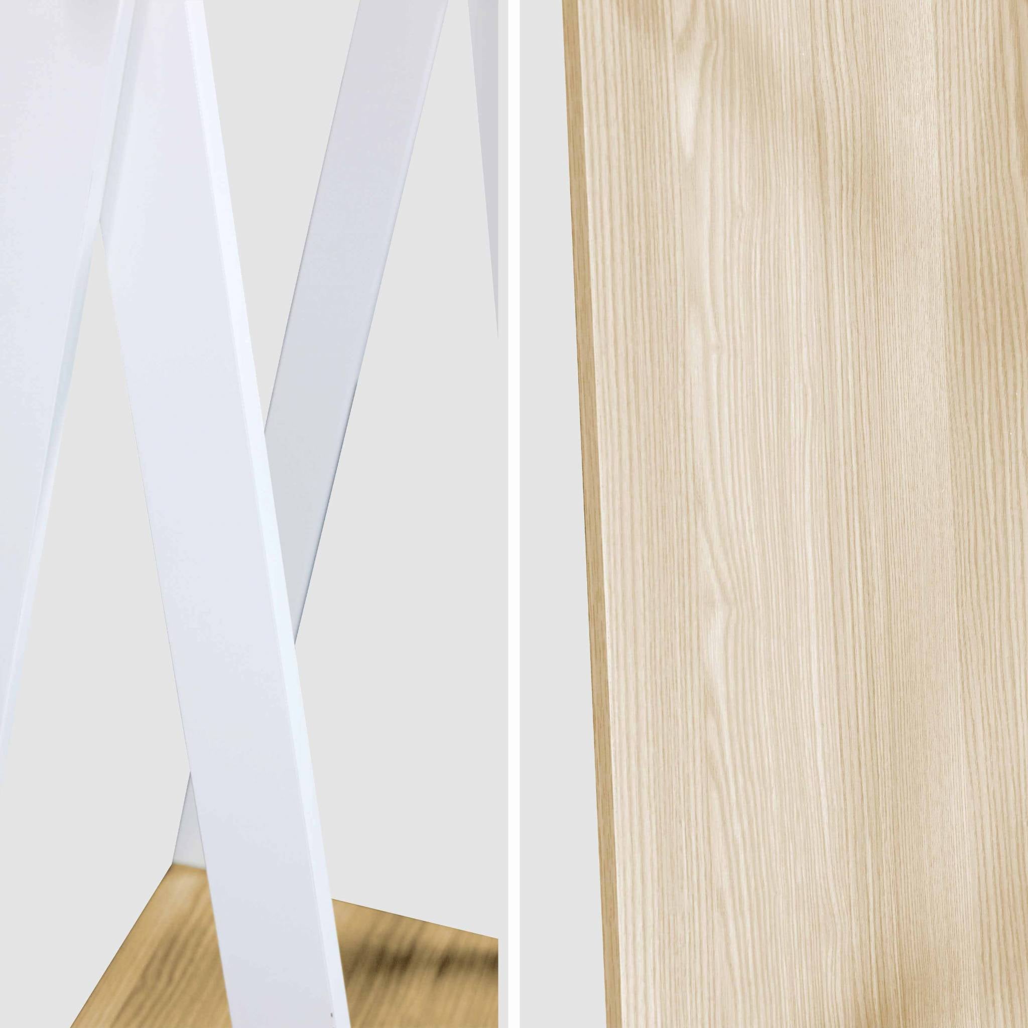 Appendiabiti per bambini in legno dallo stile scandinavo, bianco