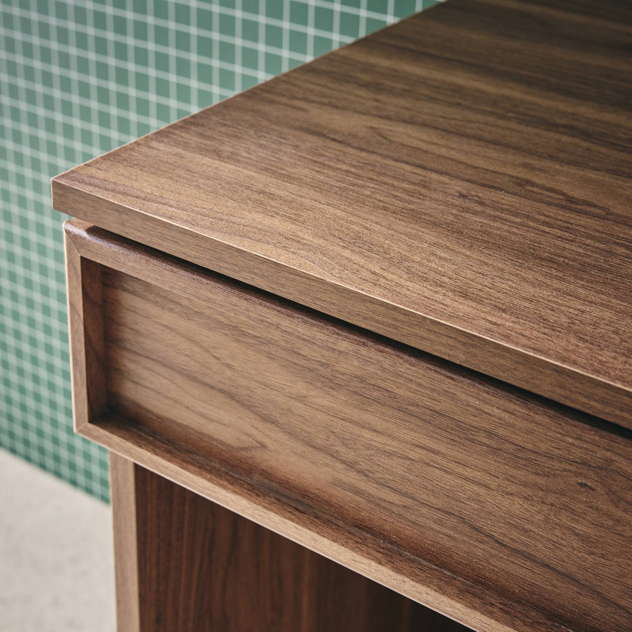 Scrivania effetto legno 2 cassetti 1 vano 120cm, noce