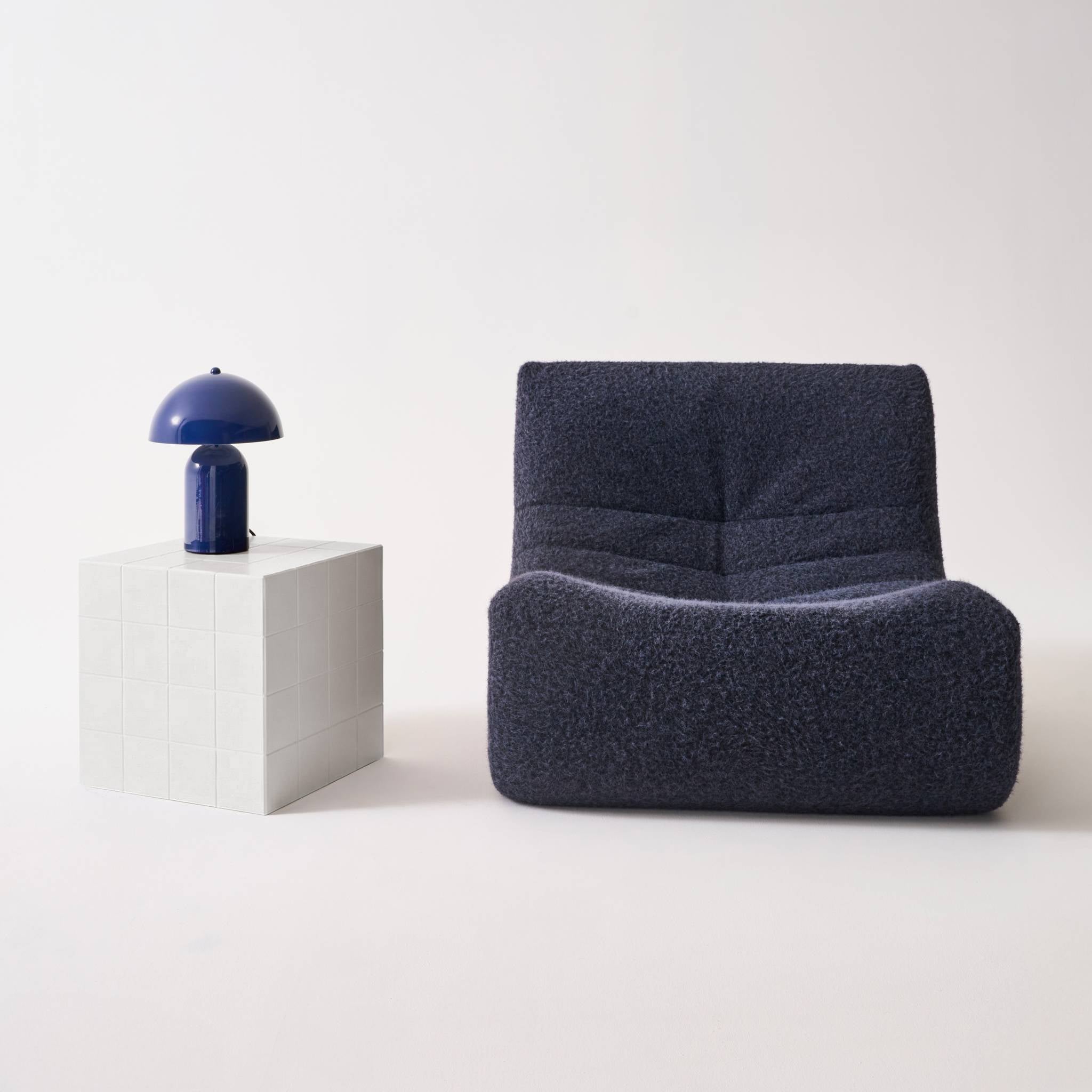 Tavolino, tavolino cubico effetto piastrelle di cemento, bianco