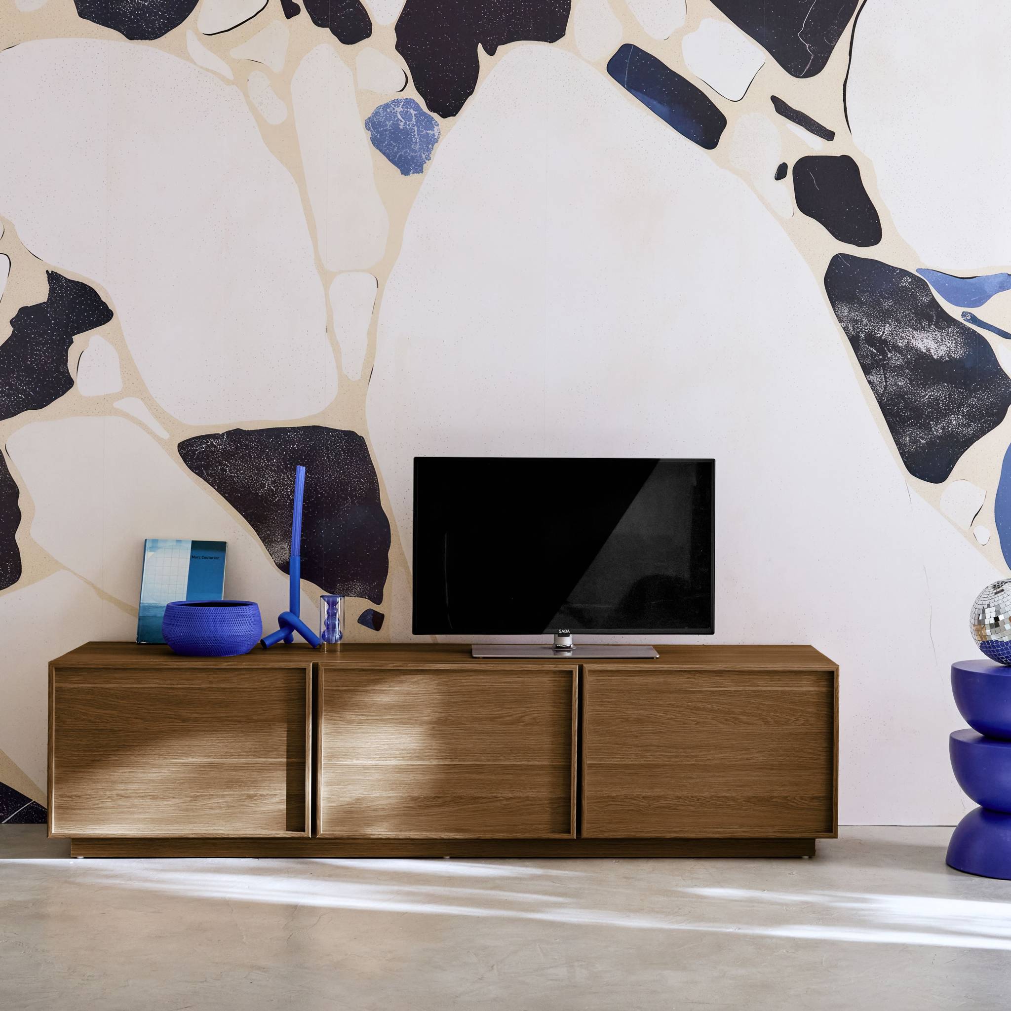 Mobile tv decorativo in legno 3 ante 180cm, marrone