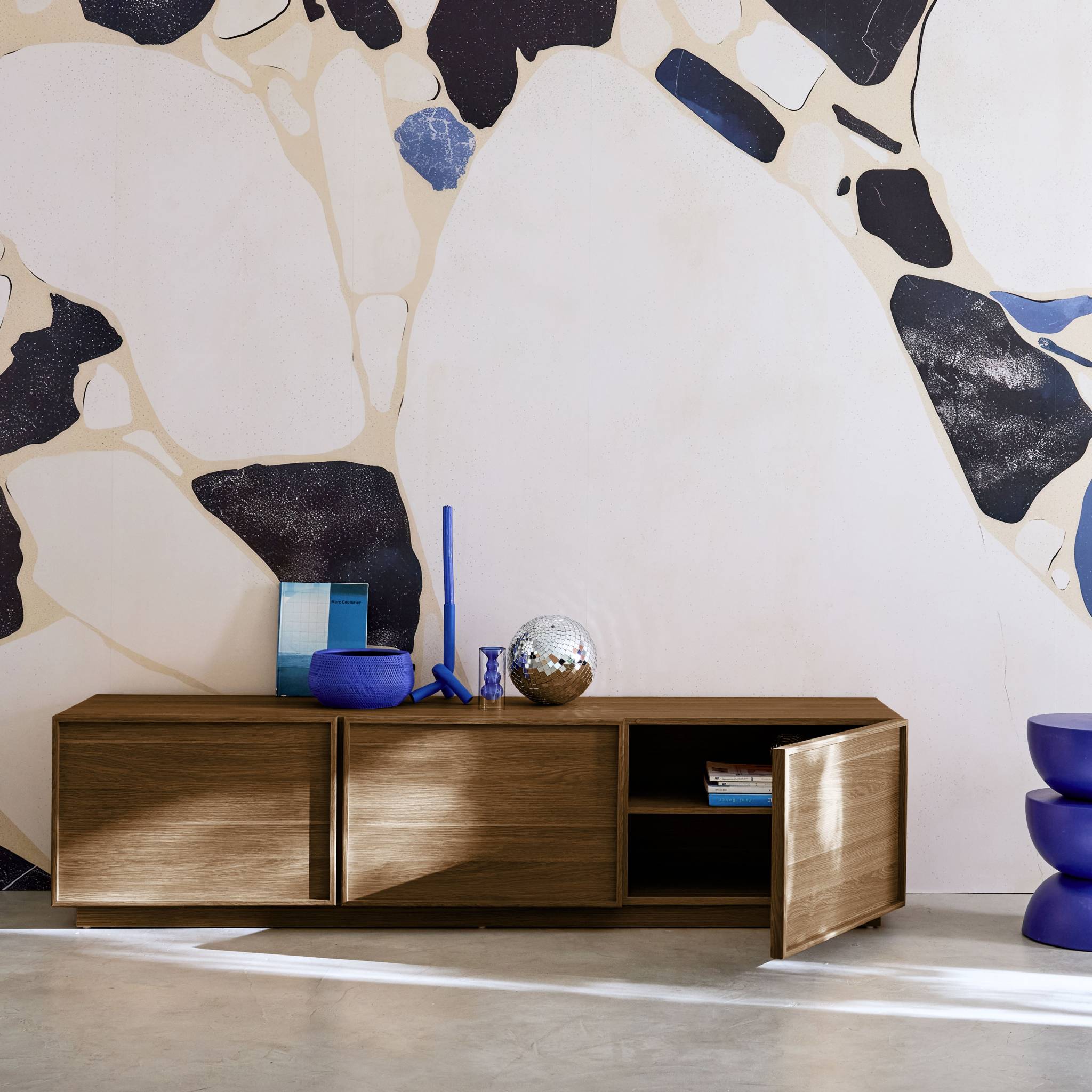 Mobile tv decorativo in legno 3 ante 180cm, marrone