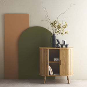 Credenza con ante scorrevoli e ripiano, marrone naturale