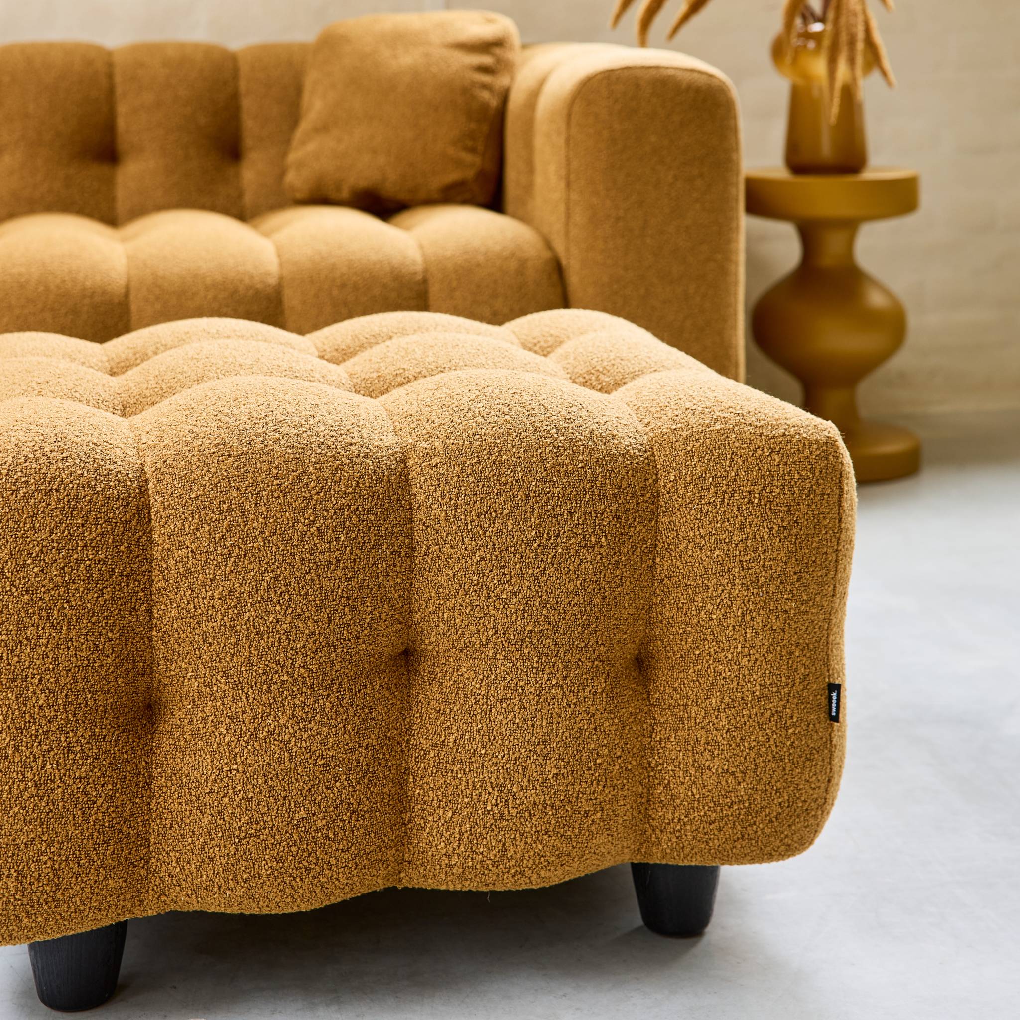 Pouf, poggiapiedi per divano 3 posti leon bouclette strutturato,