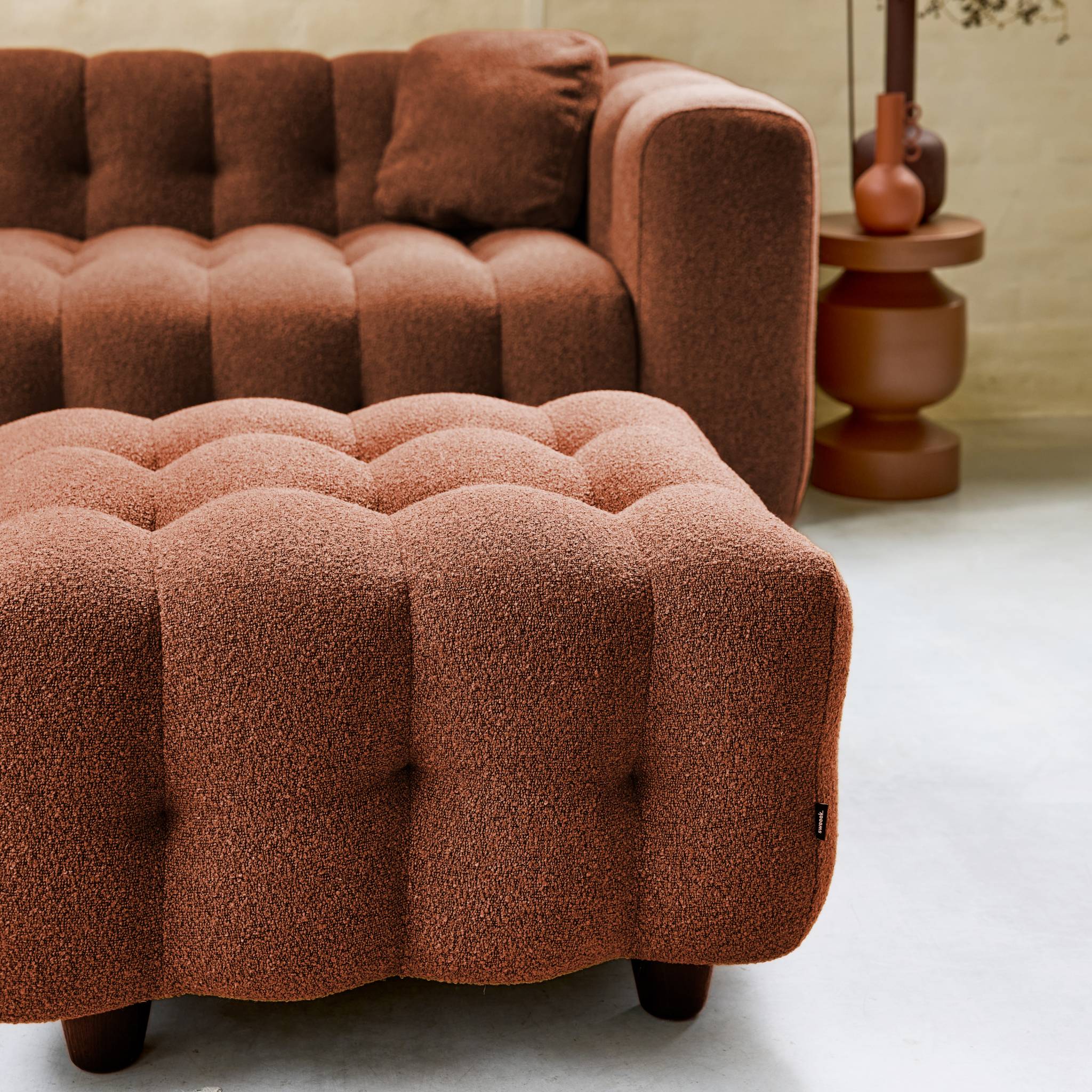 Pouf, poggiapiedi per divano 3 posti leon bouclette strutturato,