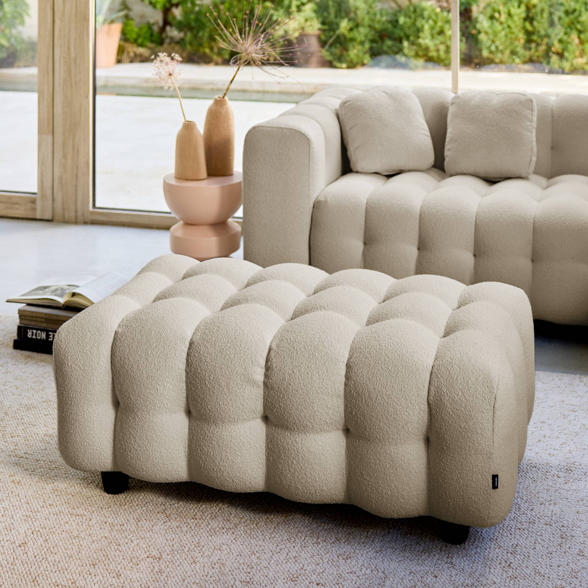 Pouf, poggiapiedi per divano 3 posti leon bouclé testurizzato, beige