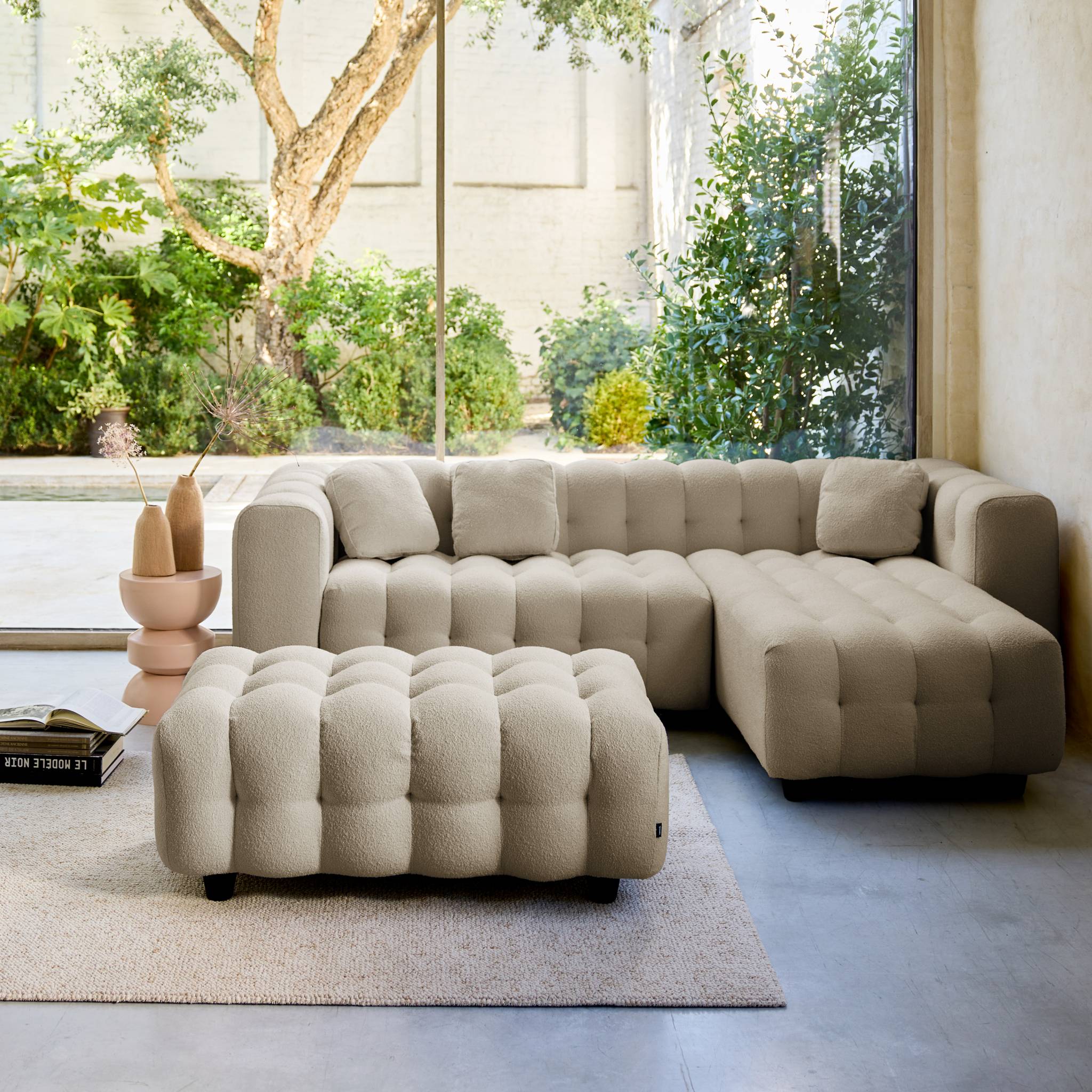 Pouf, poggiapiedi per divano 3 posti leon bouclé testurizzato, beige