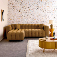 Divano angolare reversibile, in tessuto bouclé testurizzato, mostarda