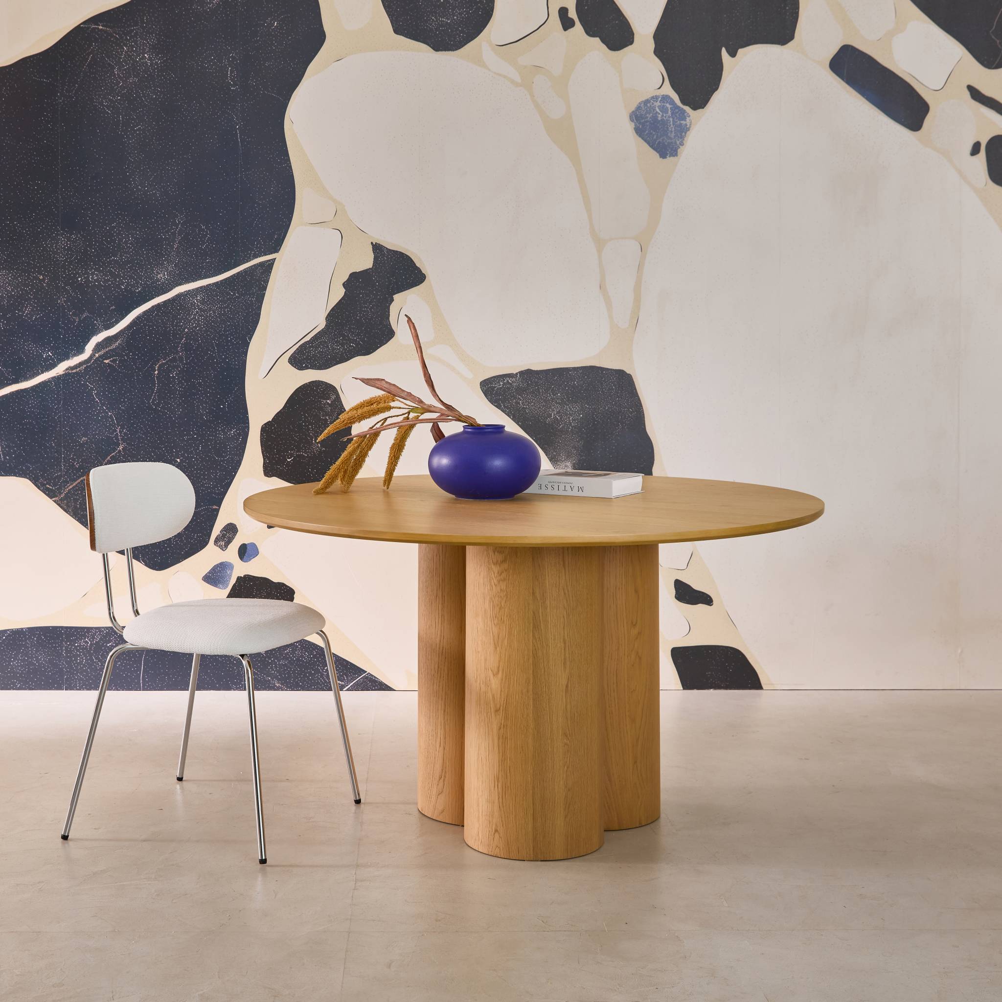 Tavolo da pranzo rotondo in legno di hevea e impiallacciatura di