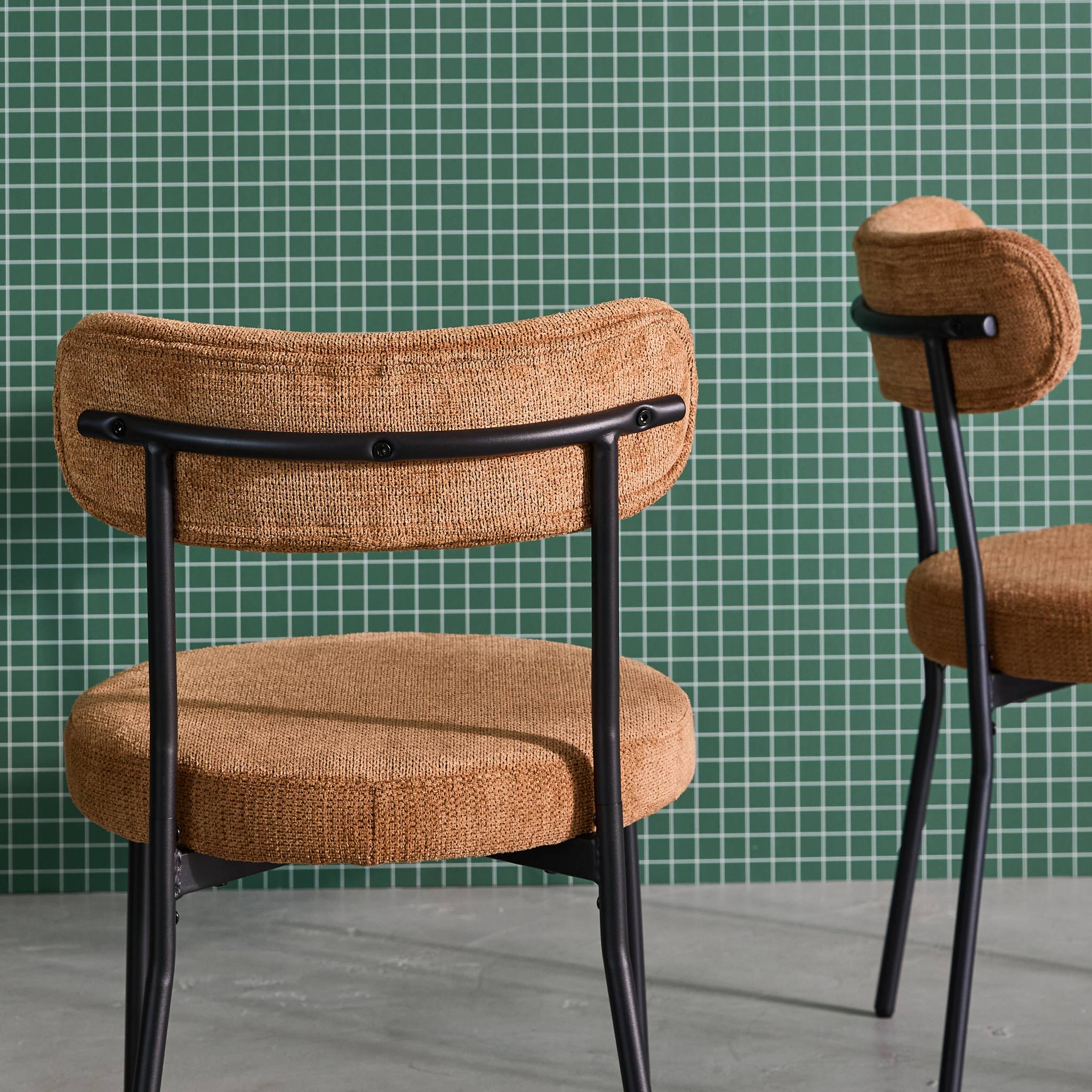 Set di 2 sedie in metallo e tessuto ciniglia, camel