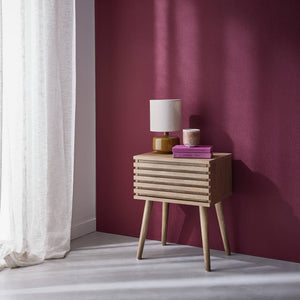 Comodino scandinavo con decori in legno scanalato, marrone naturale