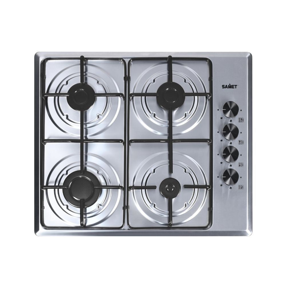 Cucina bianca con elettrodomestici inclusi