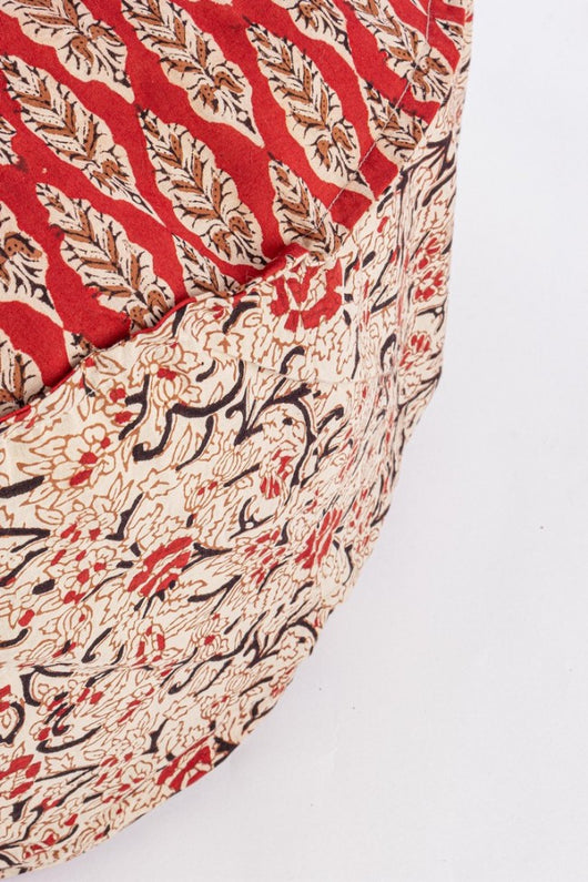Pouf rosso a fiori 65x65x25 cm