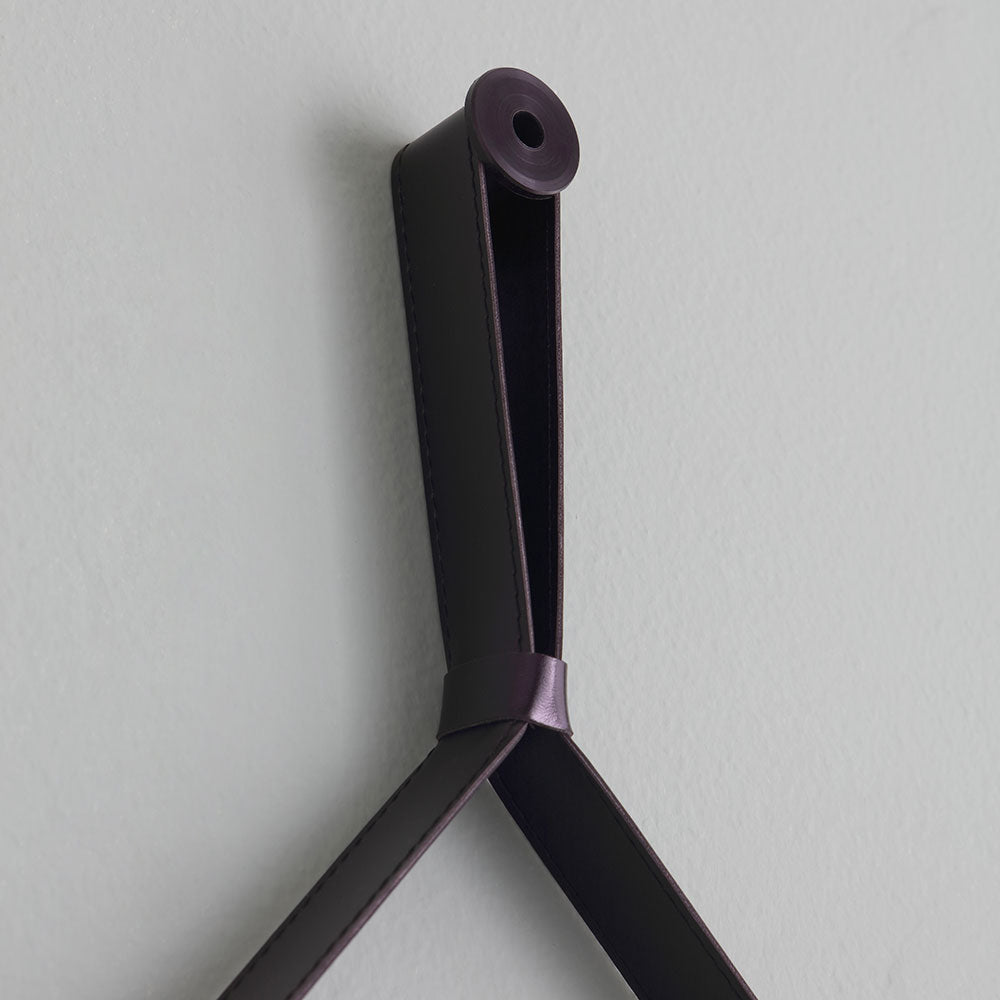 Specchio bagno rotondo con laccio pelle nera