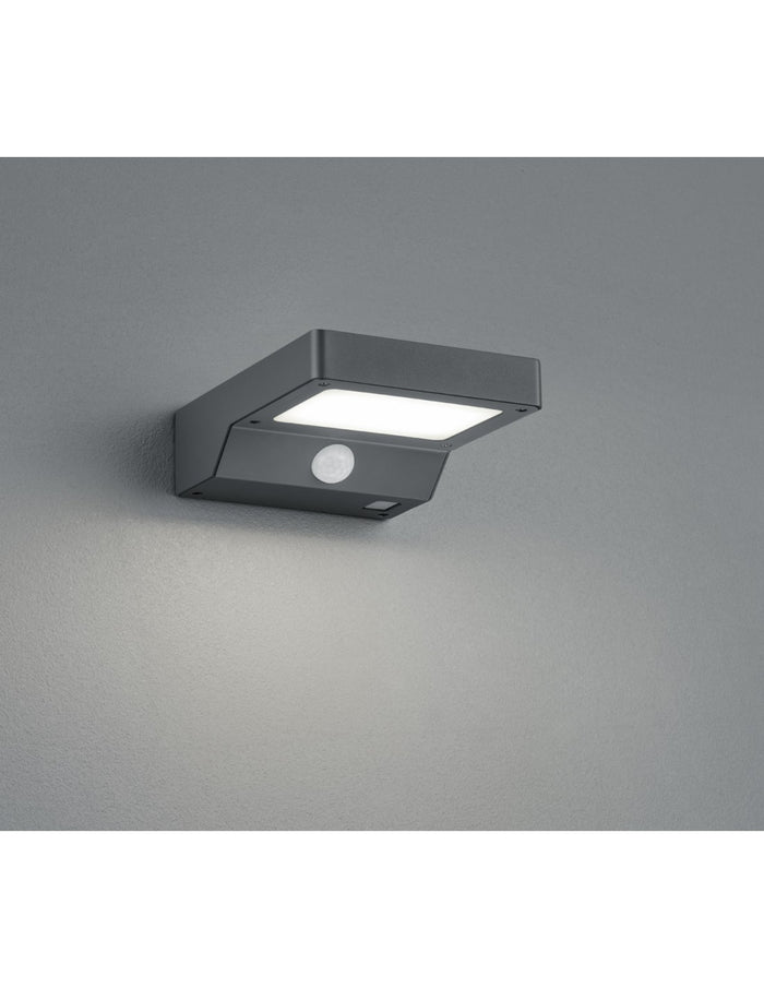 Applique Fomosa Led Antracite IP44 Con Sensore Movimento Ad Energia Solare Trio Lighting