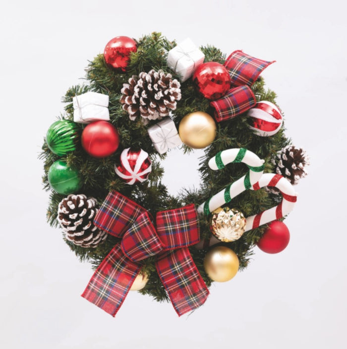 Corona verde con decorazioni e pigne 40 cm