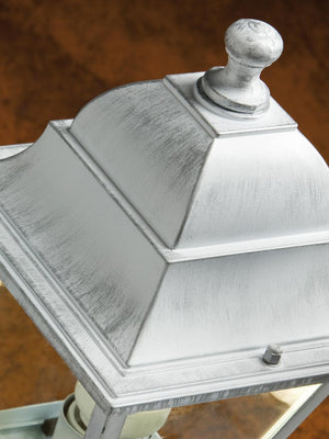 Applique Media In Basso E27  linea old  nero