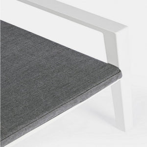 Sedia con braccioli Helina bianco in alluminio