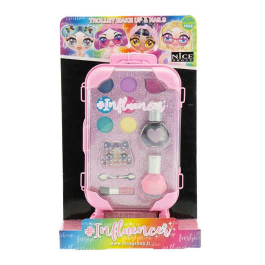 influencer big trolley make up & nails