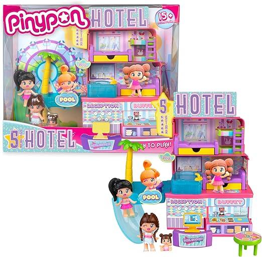 Pinypon - Hotel 5 Stelle, Playset Hotel con 2 Personaggi e accessori inclusi. Reception, Buffet, Family Room e Suite,Fam