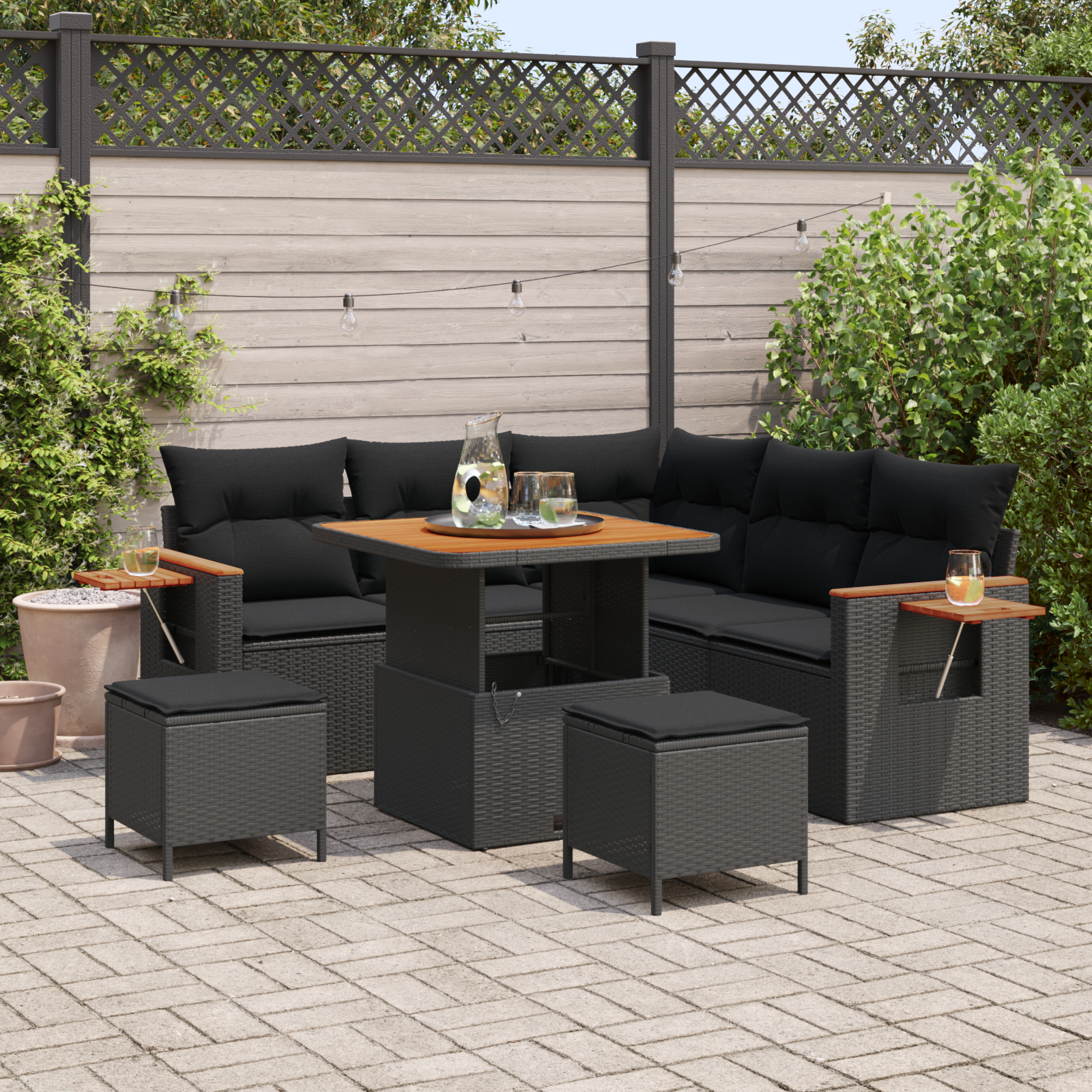 Set di Sofà da Giardino 8 Pezzi con Cuscini Nero Polyrattan Acacia