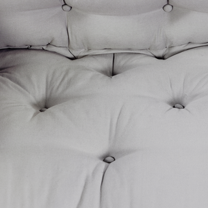 Cuscino per divano a pallet con braccioli e supporto per la schiena in tessuto grigio