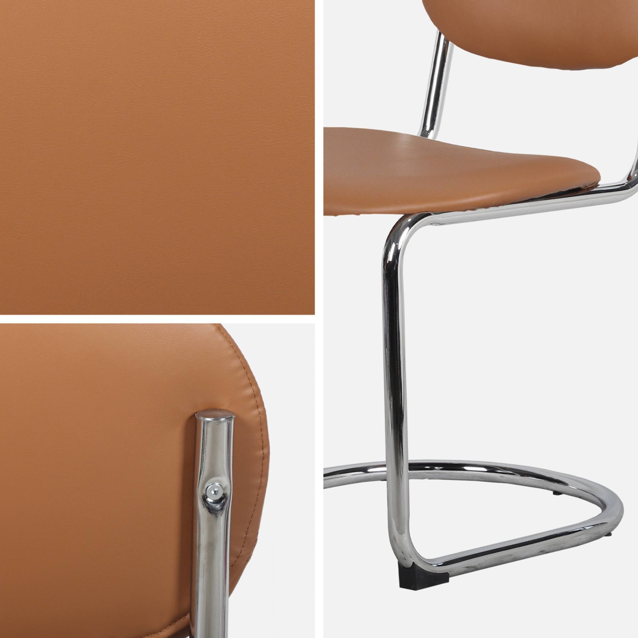 Set di 2 sedie arrotondate metallo, similpelle e gambe cromate,