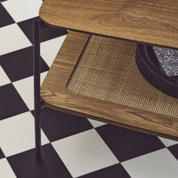 Tavolino quadrato con doppio piano effetto legno e canna da zucchero,