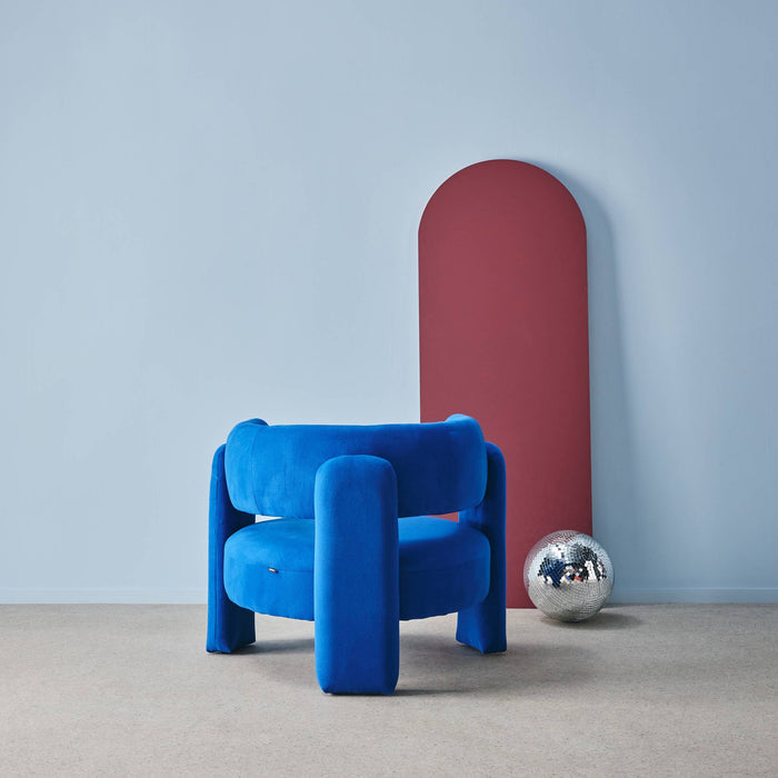 Sedia tripode in tessuto tipo feltro, blu