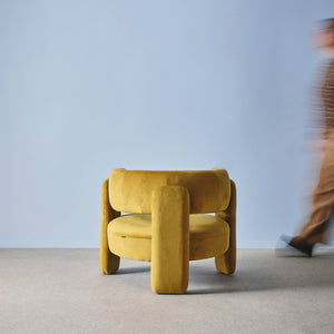 Poltrona tripode in velluto, mostarda