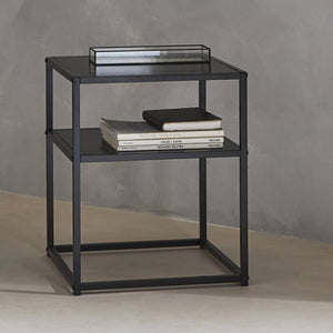 Comodino in metallo nero con ripiano, nero