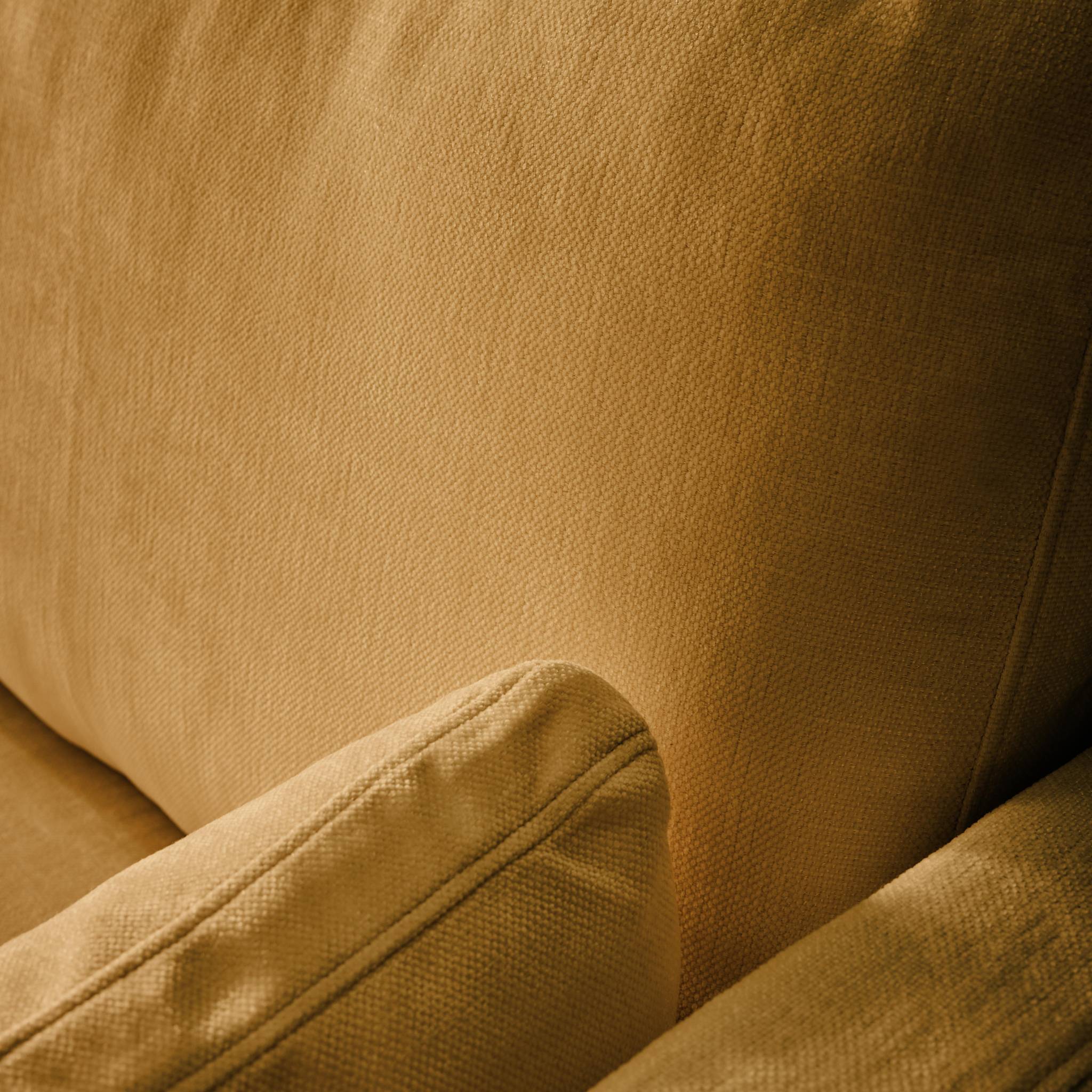 Divano 2 posti tessuto sfoderabile, ocra
