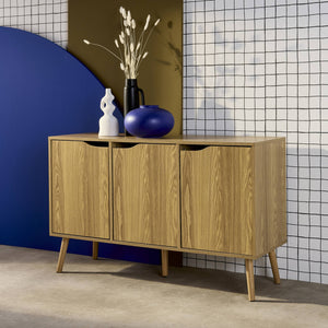 Credenza effetto noce con 3 ante e 3 ripiani, 120cm, effetto frassino