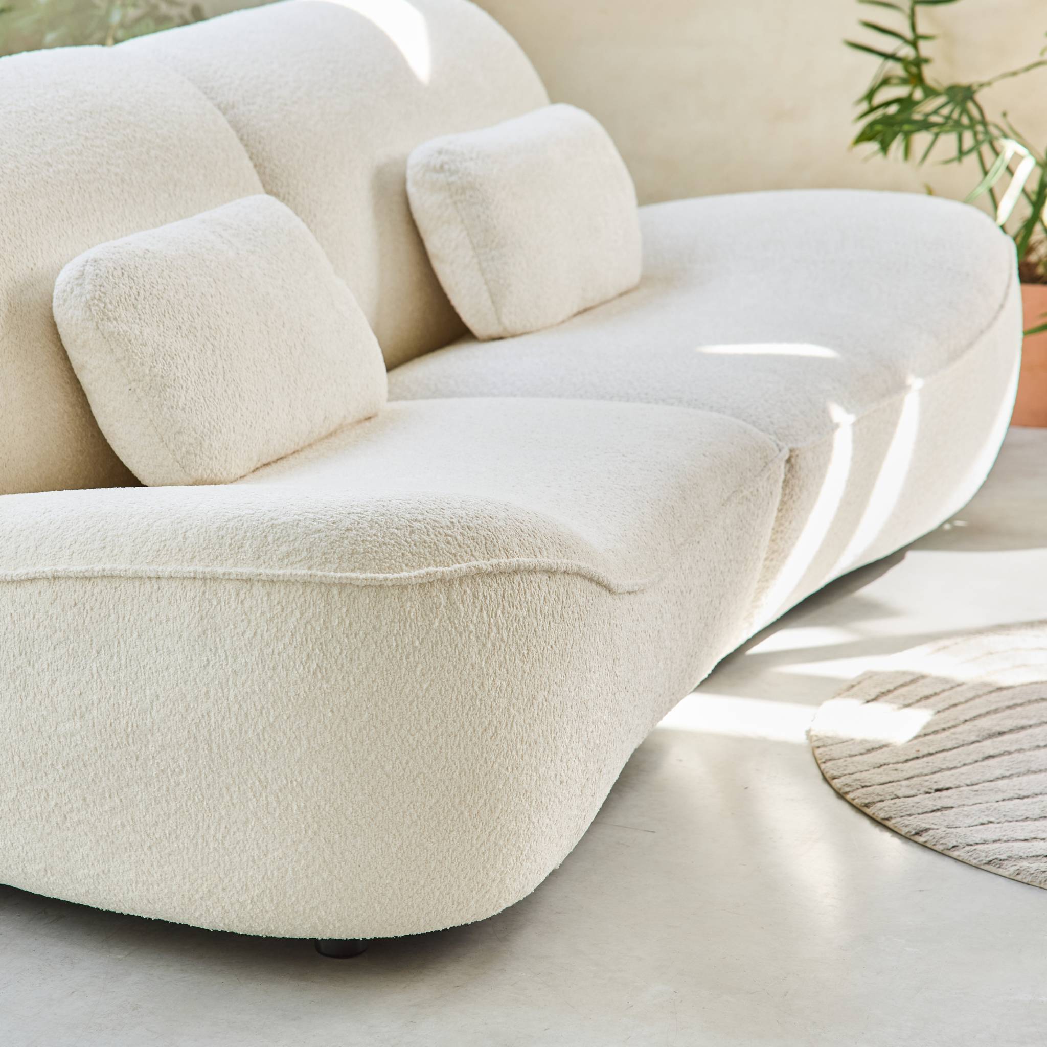 Divano in tessuto bouclé, 3 posti, crema