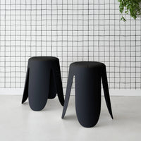 Set di 2 sgabelli impilabili in materiale bouclé, nero