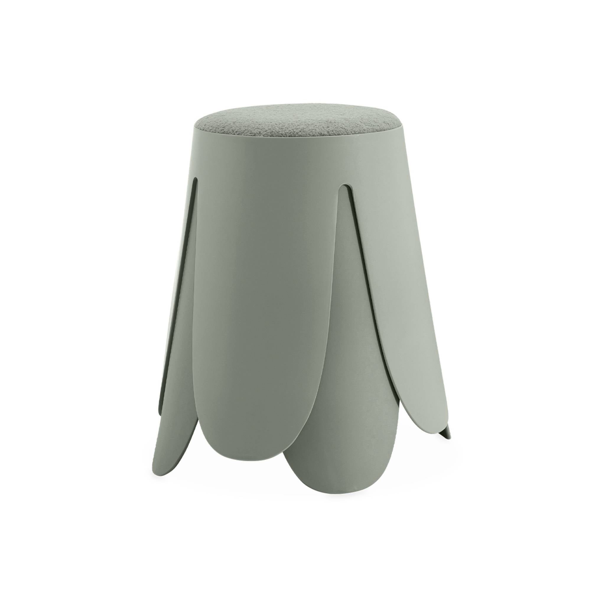 Set di 2 sgabelli impilabili in materiale bouclé, verde celadon