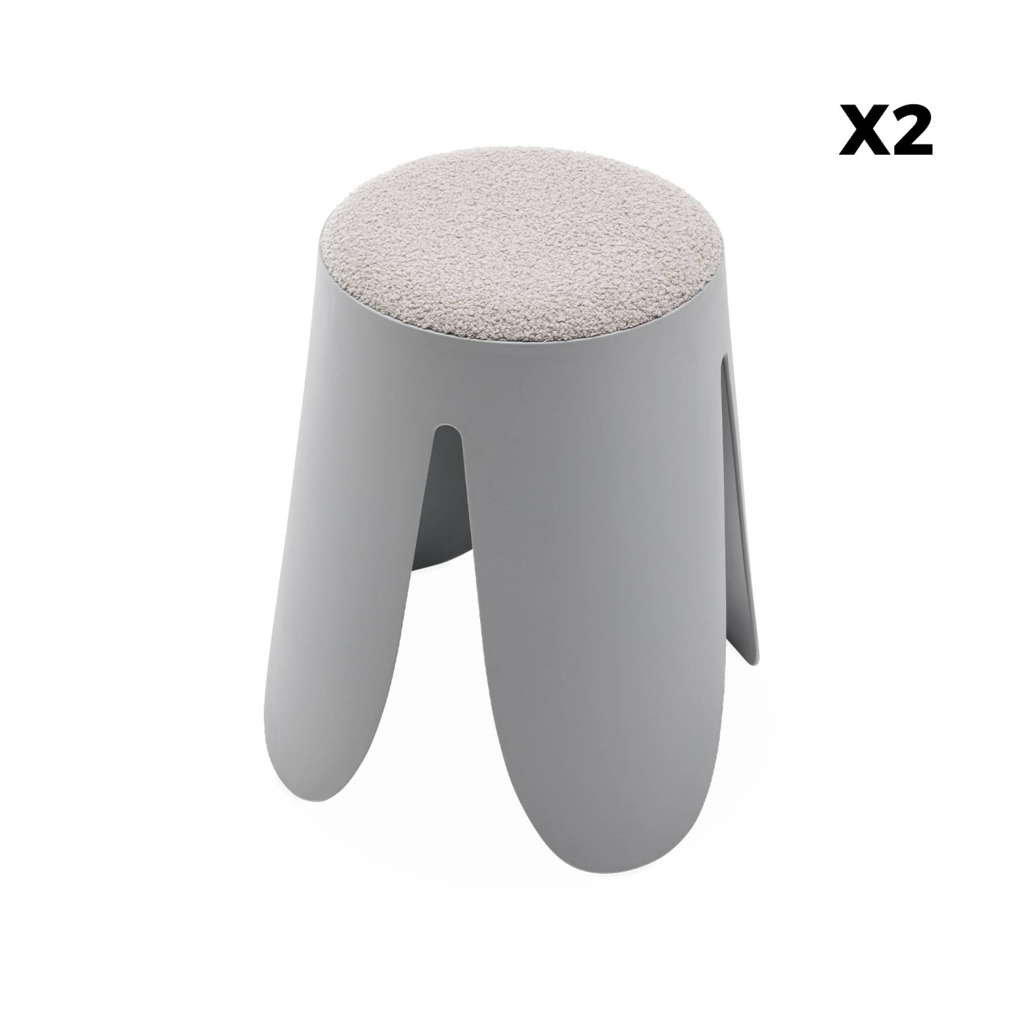 Set di 2 sgabelli impilabili in materiale bouclé, grigio chiaro
