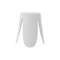 Set di 2 sgabelli impilabili in materiale bouclé, bianco