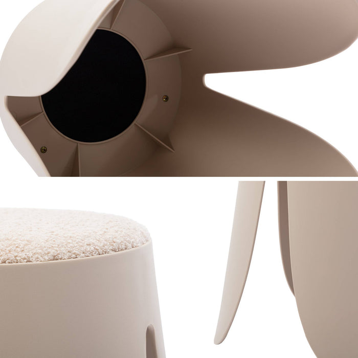 Set di 4 sgabelli impilabili in materiale bouclé, beige