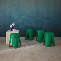 Set di 4 sgabelli impilabili ecopelle, verde