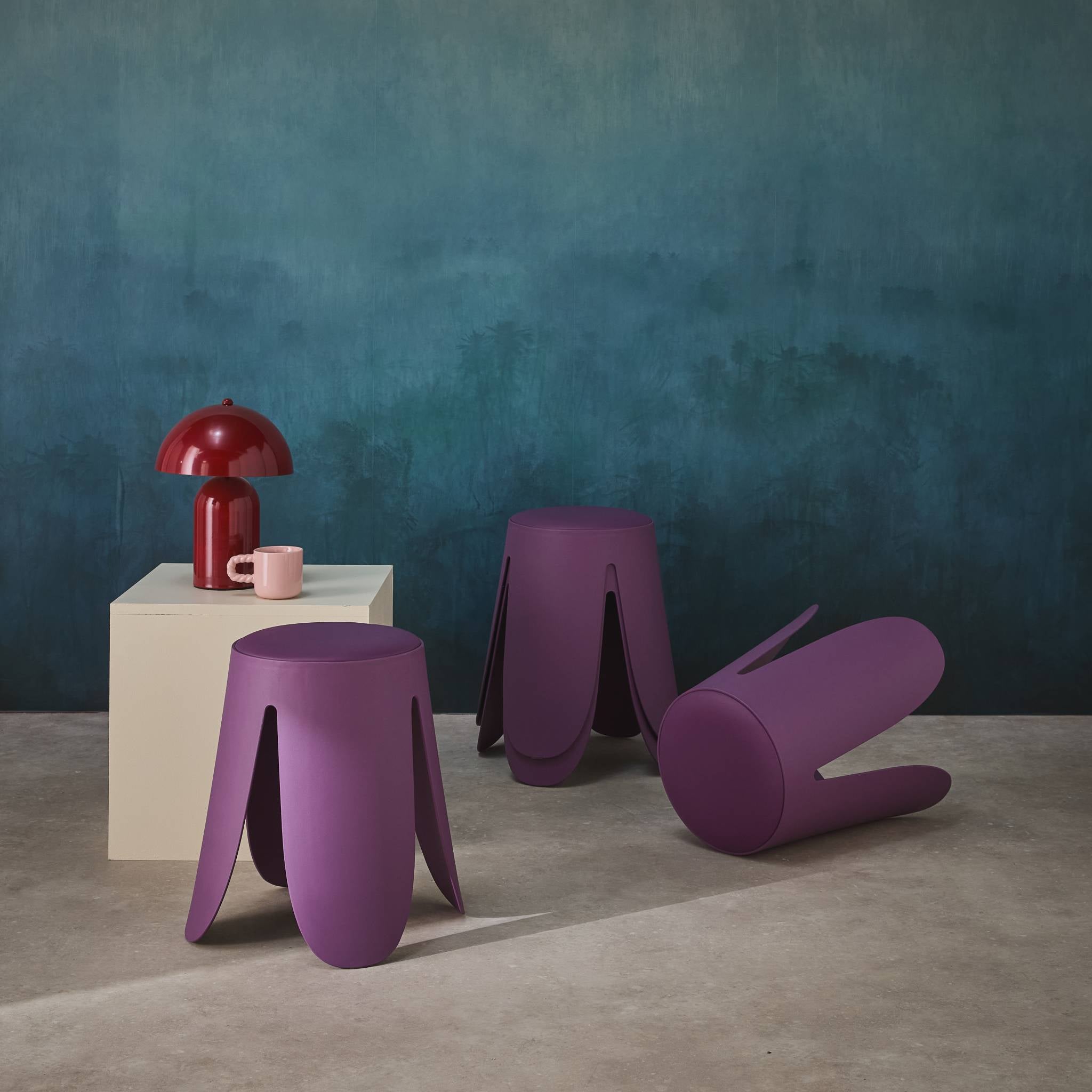 Set di 4 sgabelli impilabili ecopelle, viola