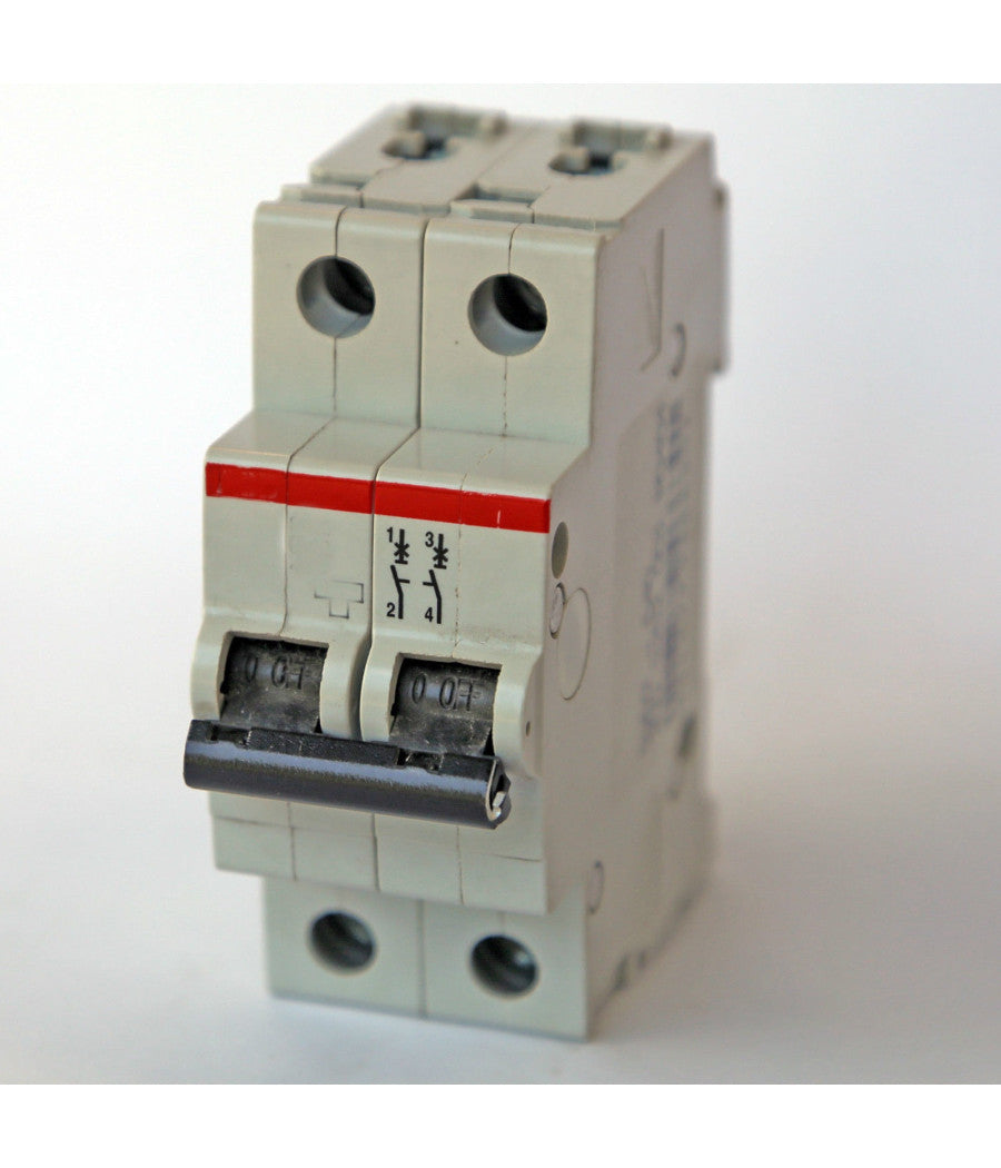 Interruttore Automatico Magnetotermico 2 Modulo Din 10a Per Quadro Elettrico         